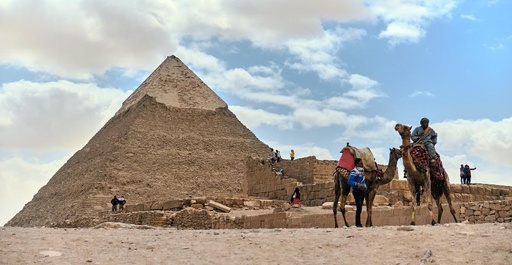 Arabic Conversation with Focus on Egyptian Dialect